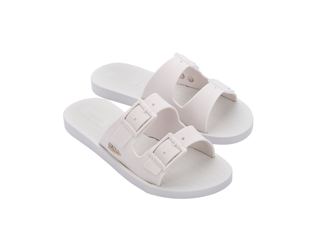 Melissa Sun Malibu Sliders In White