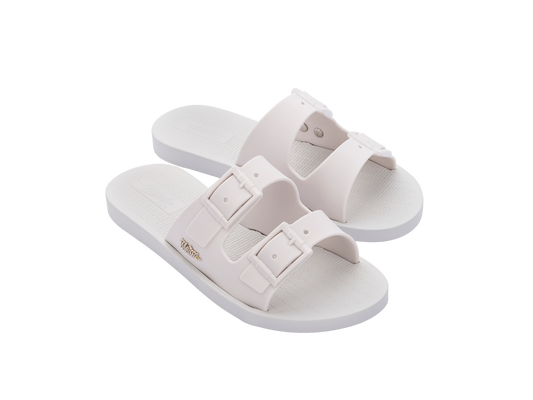 Melissa Sun Malibu Sliders In White