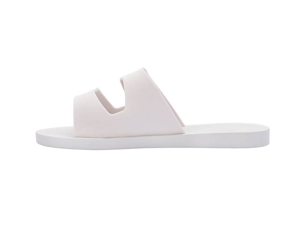 Melissa Sun Malibu Sliders In White