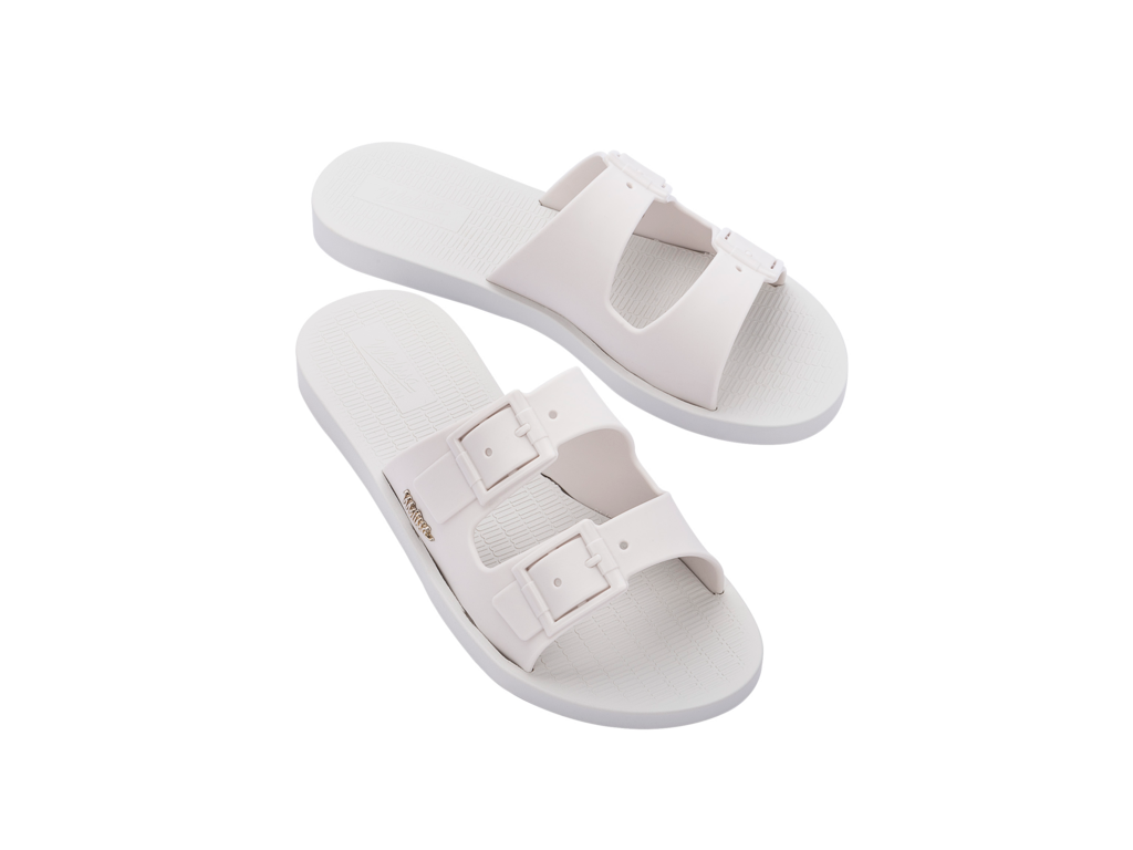 Melissa Sun Malibu Sliders In White