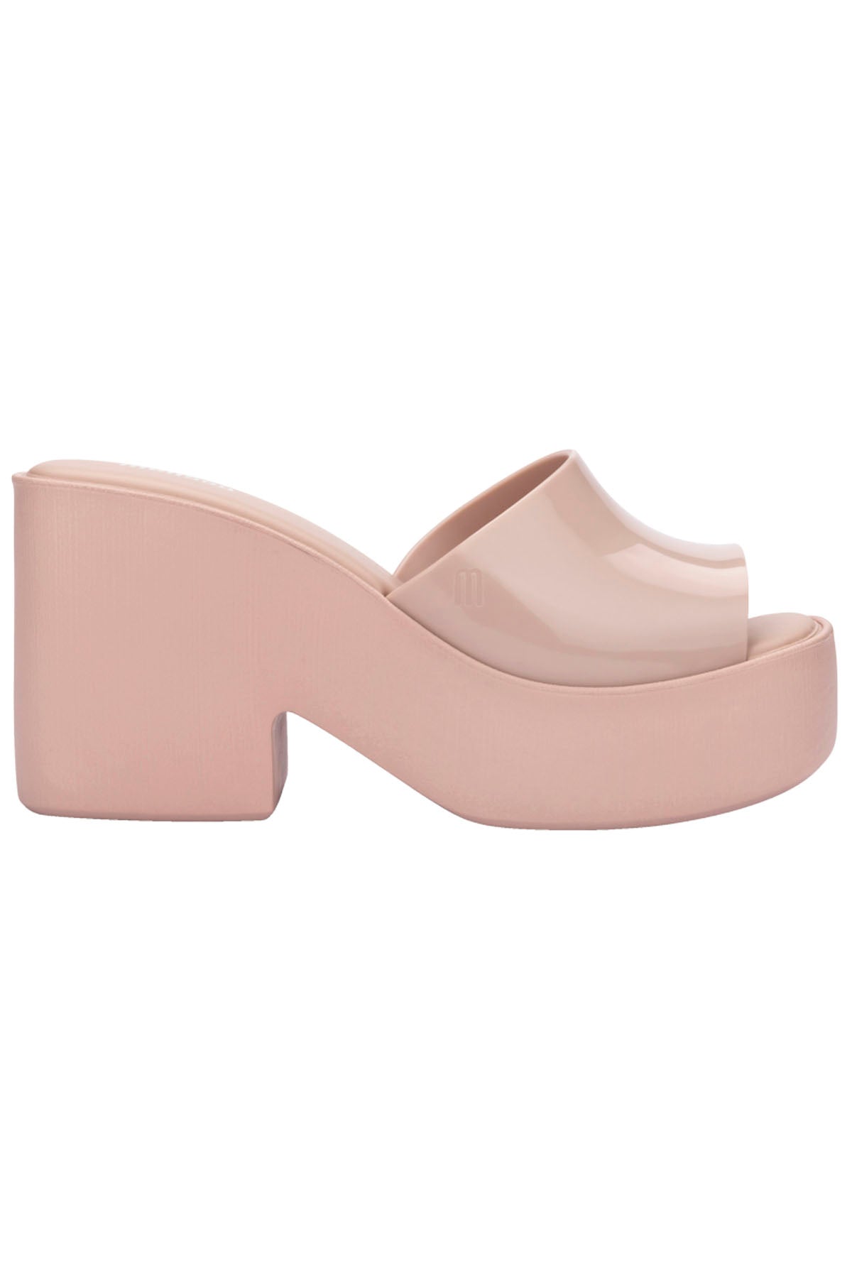 Melissa Posh in Beige