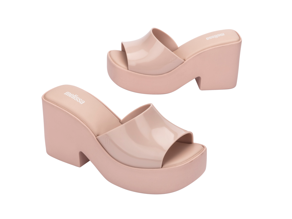 Melissa Posh in Beige
