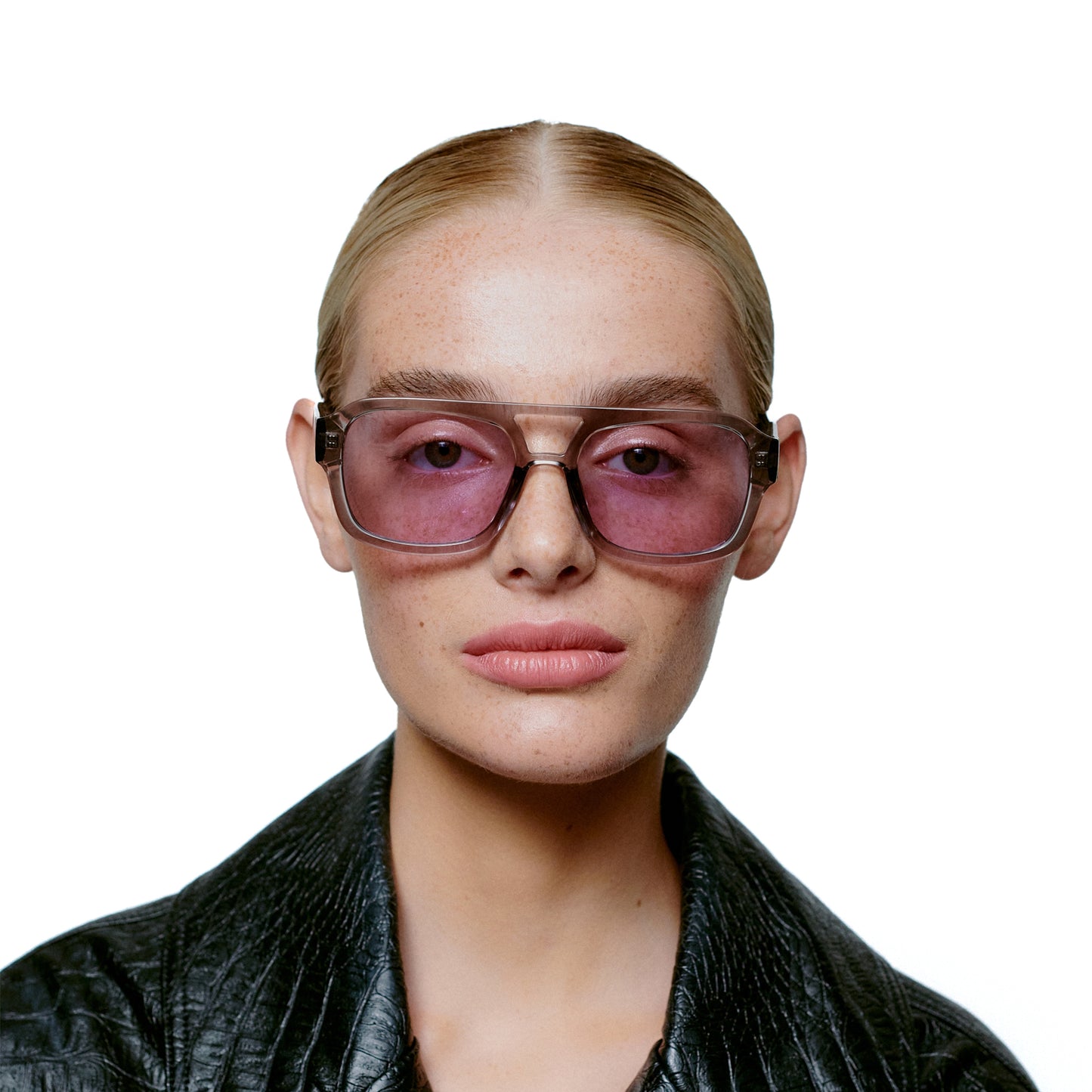 A.Kjaerbede Kaya Sunglasses in Grey Transparent color