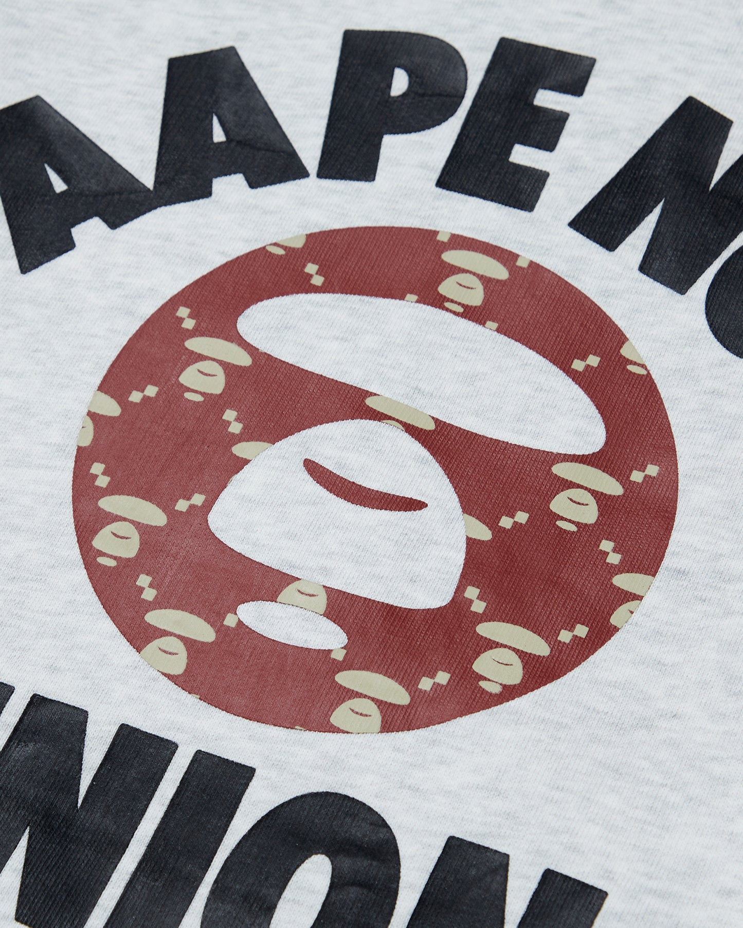 Men Moonface Logo Printed Sweatshirt in Heather White