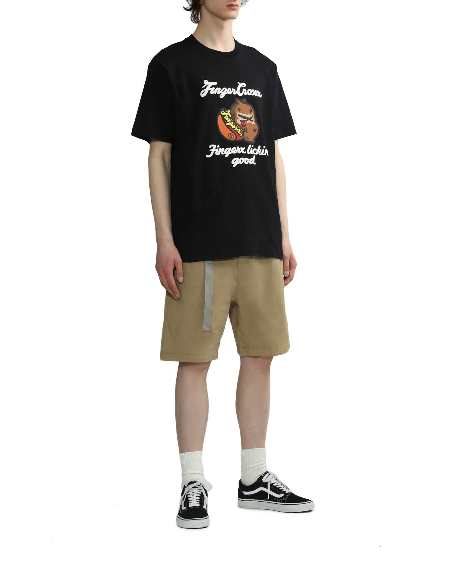 Men's - Finger Lickin' Good T-shirt in Black