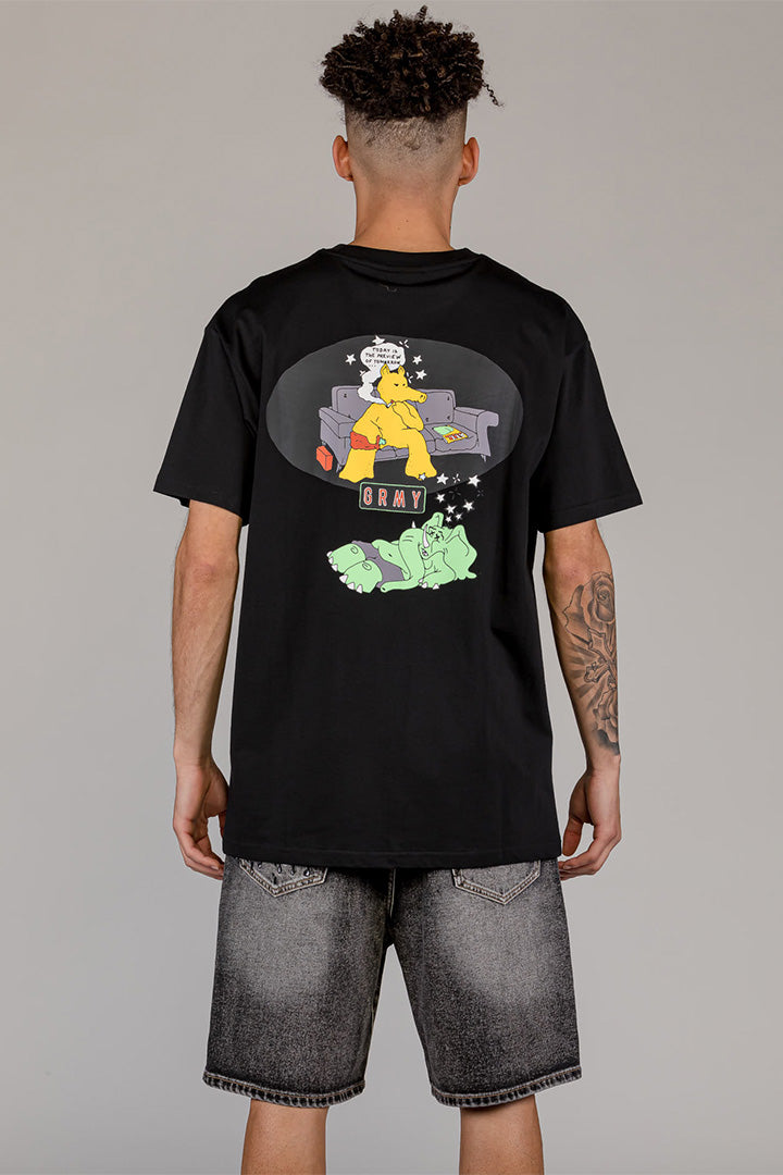 Men The Basic Instinct Regular Tee in Black