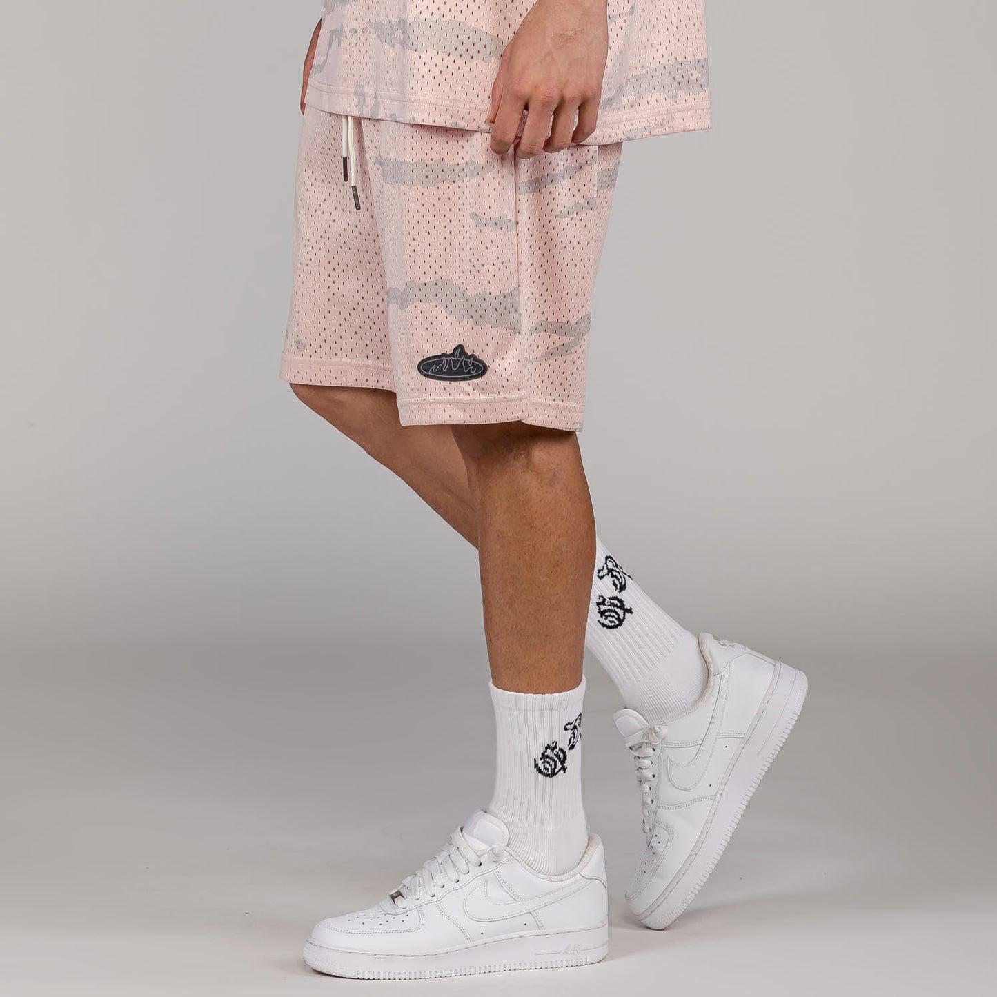 Men Cloven Tongues All Over Print Mesh Basket Shorts in Cream