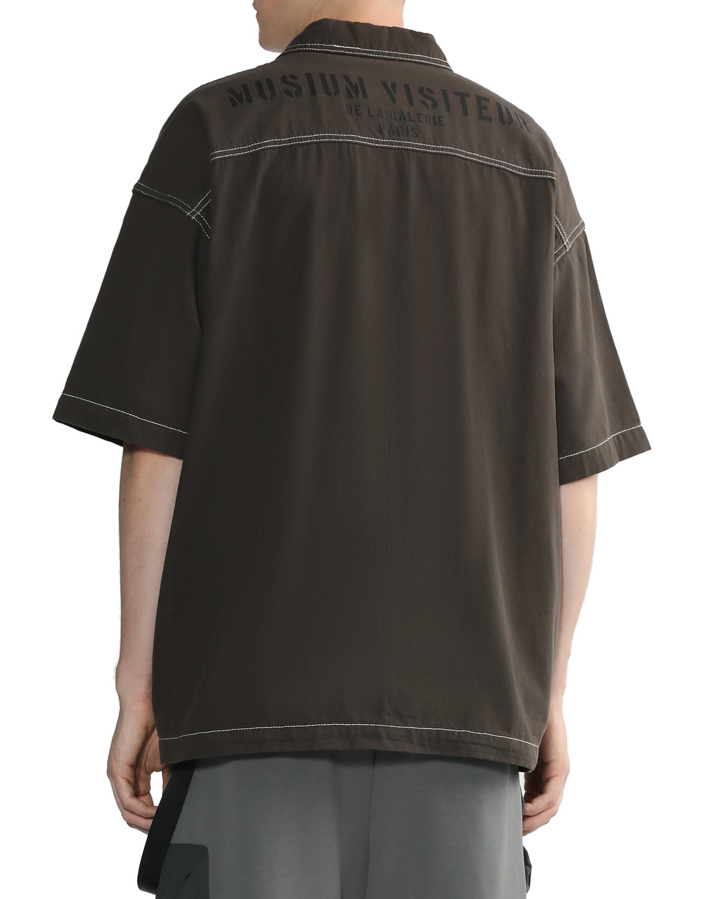 BUTTON DOWN SHORT SLEEVE SHIRT