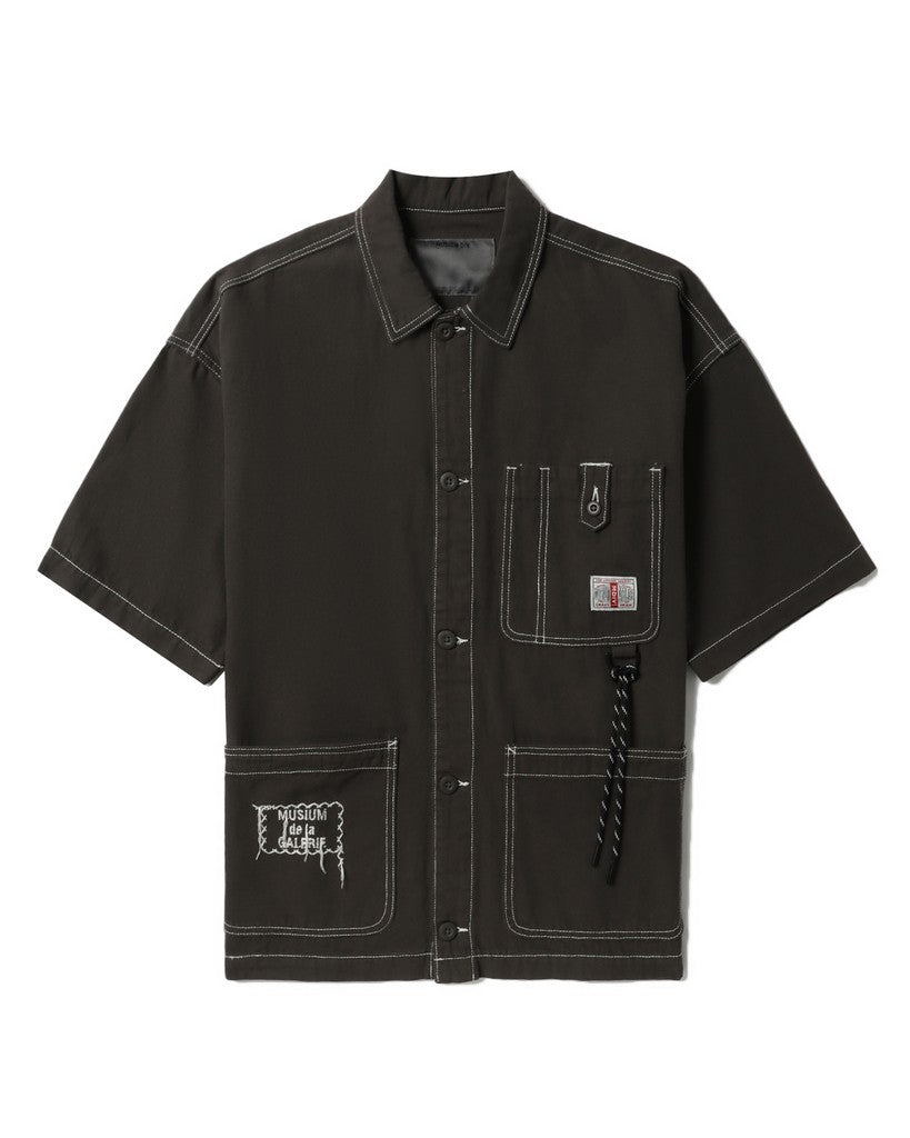 BUTTON DOWN SHORT SLEEVE SHIRT