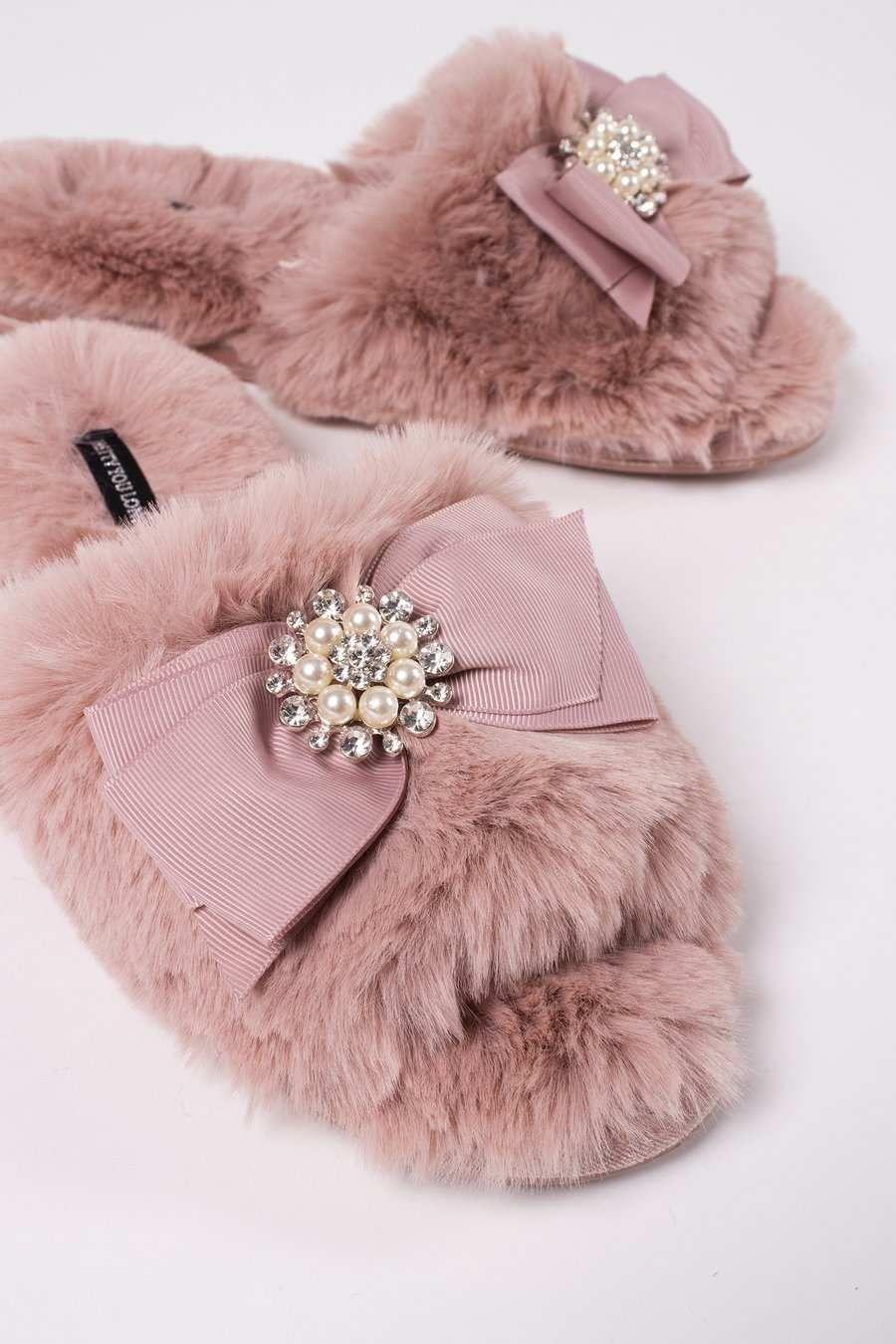 Anya in Pink