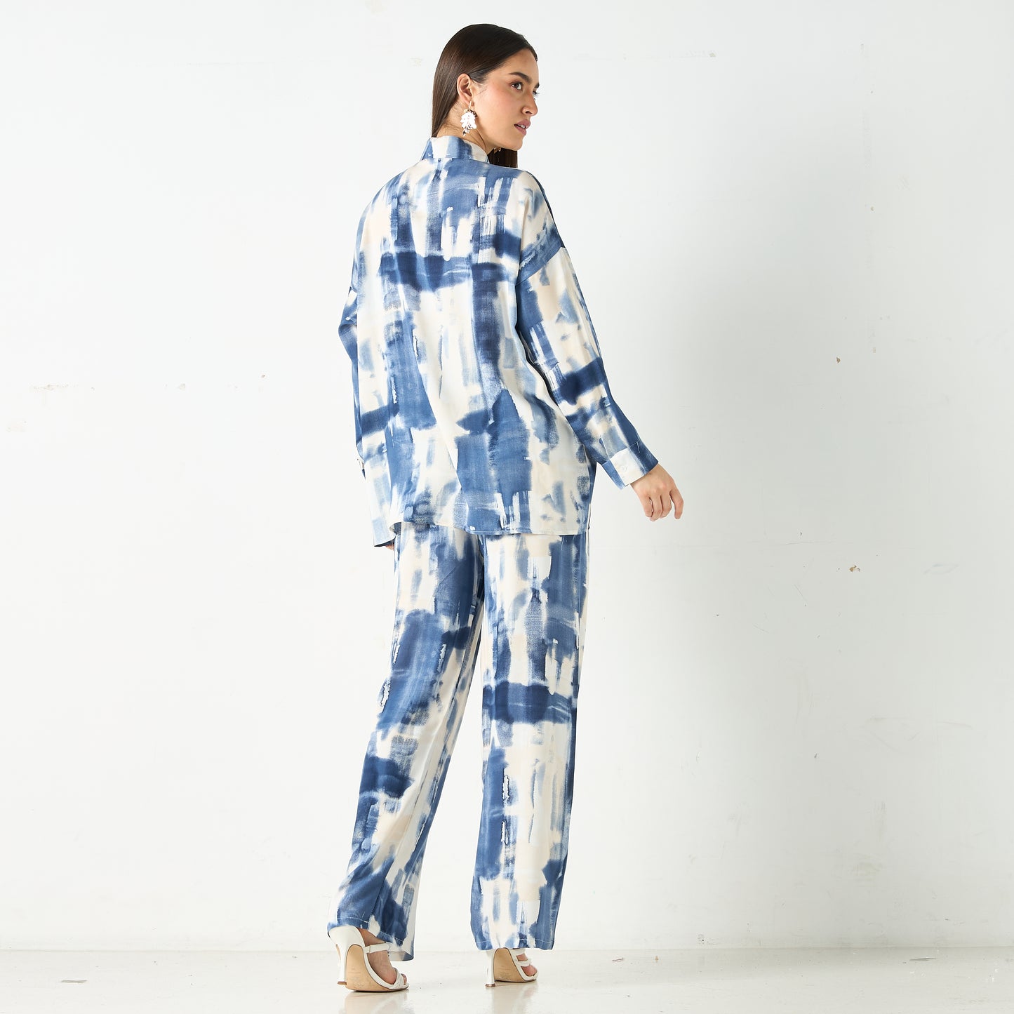 Sinoir AOP Co-Ord set White/Blue