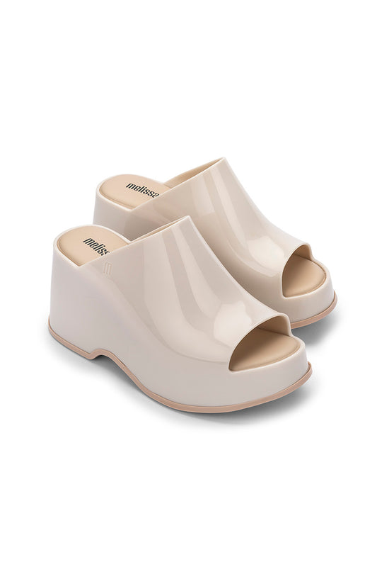Melissa Patty Ad in Cream