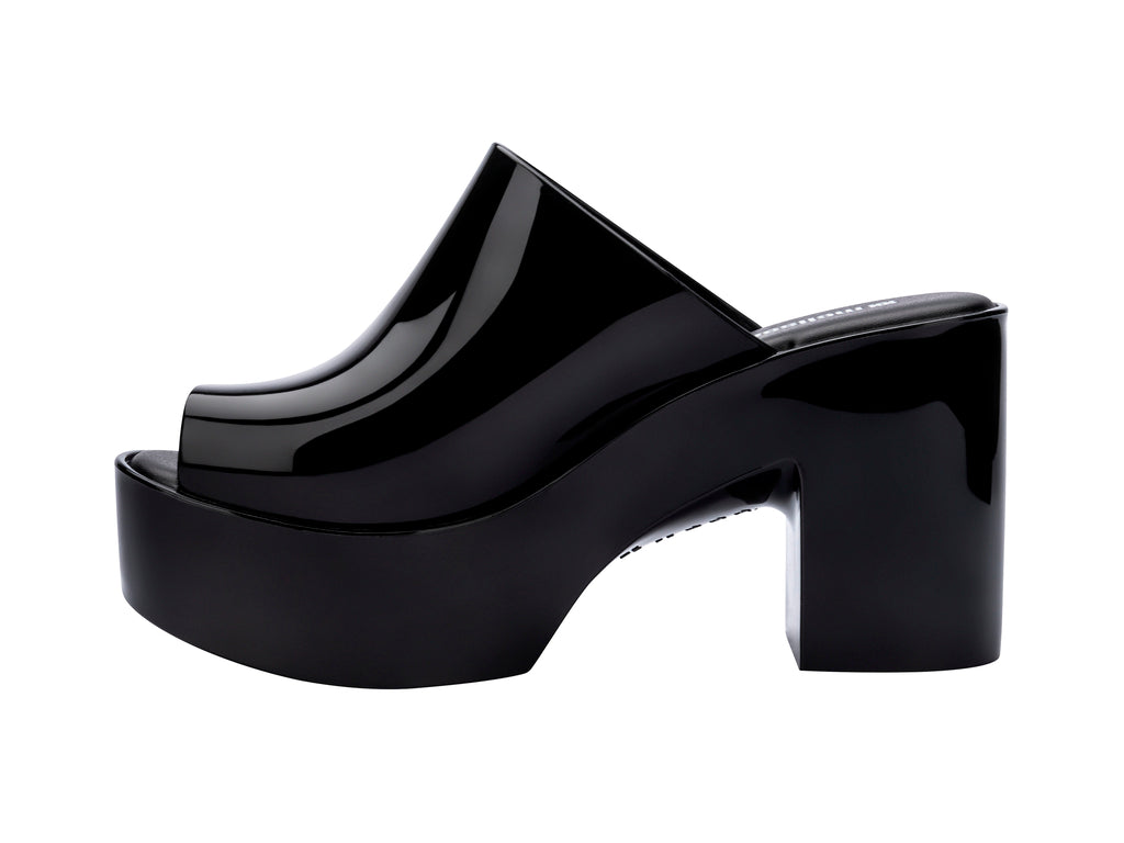 MELISSA MULE HYPE AD