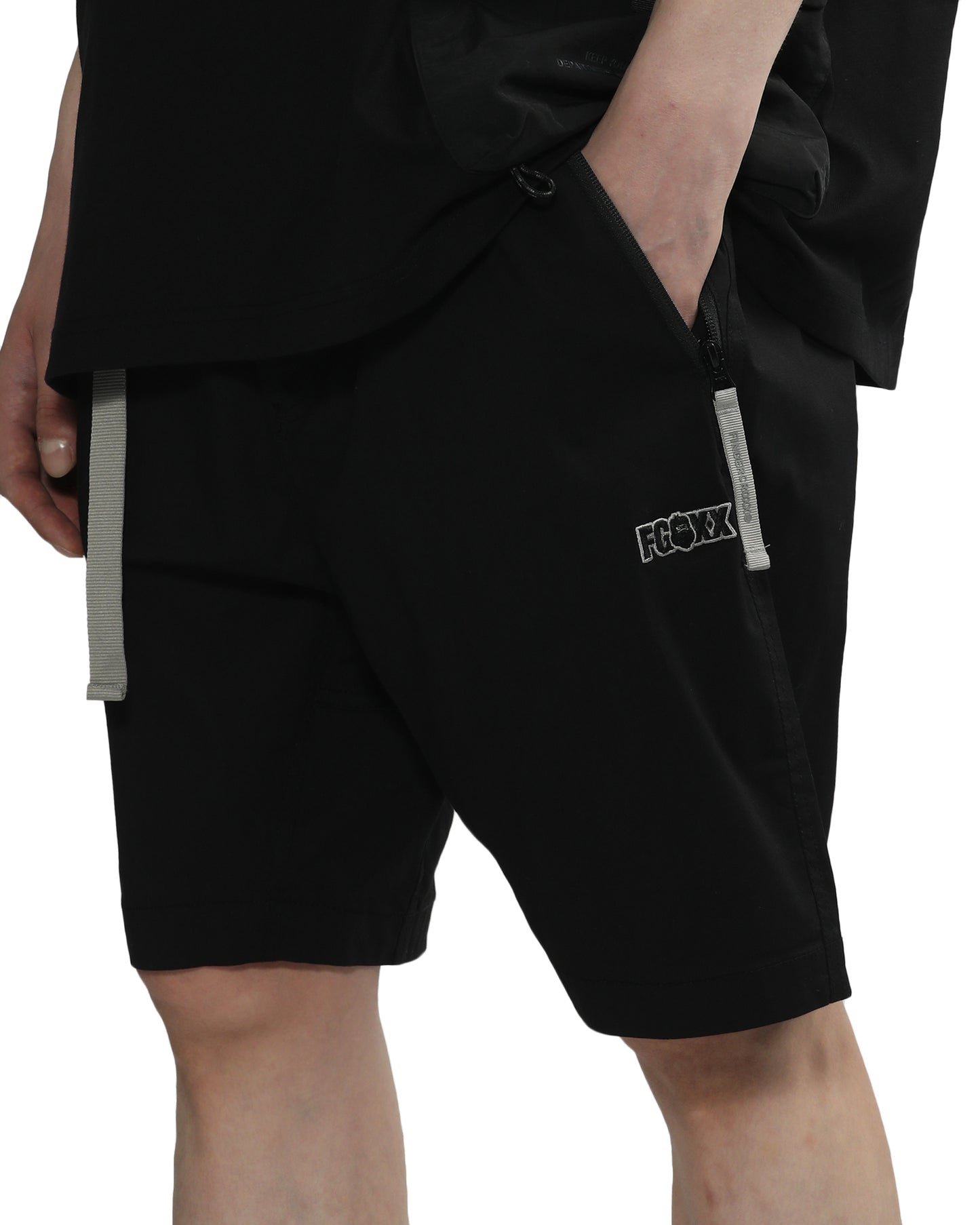 Men's - Belted Shorts in Black