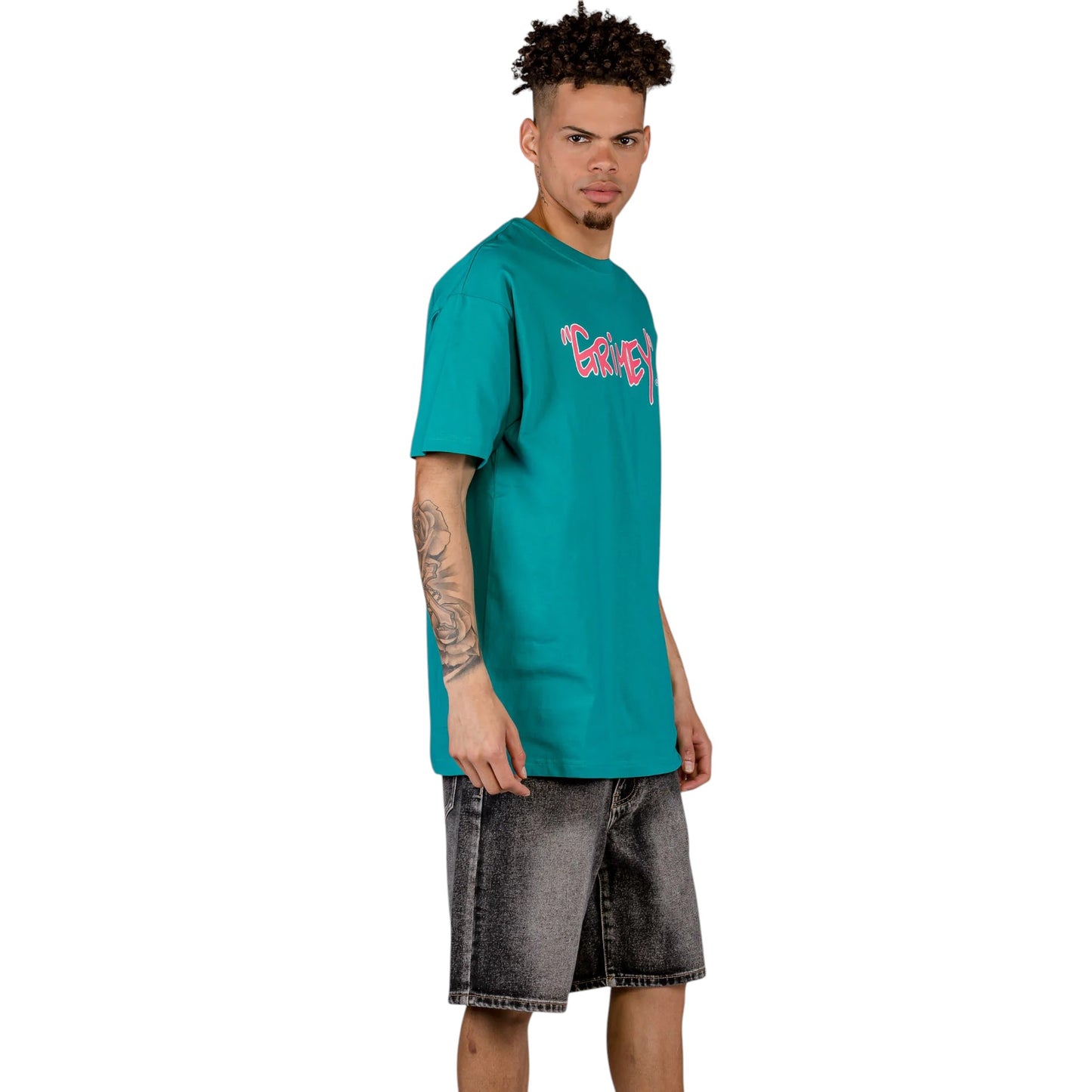 Men The Tag Regular Tee in Green