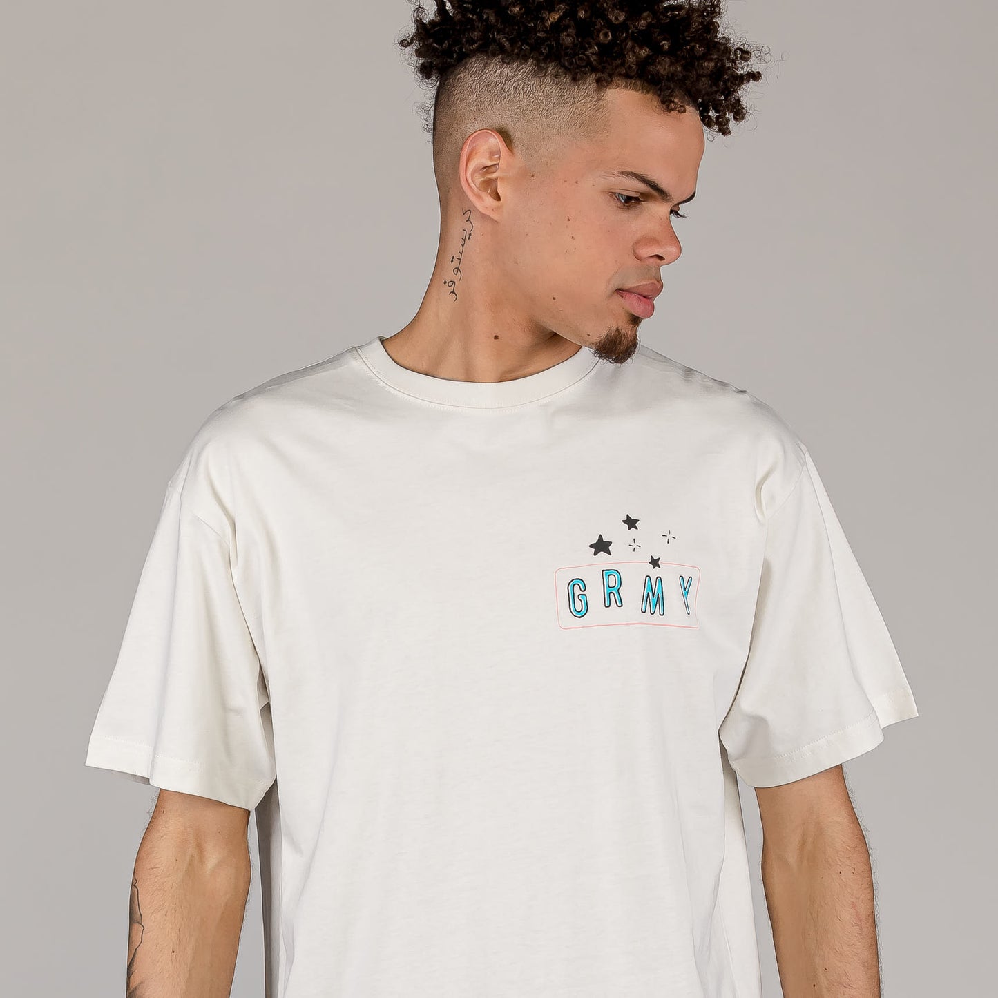 Men The Basic Instinct Regular Tee in White