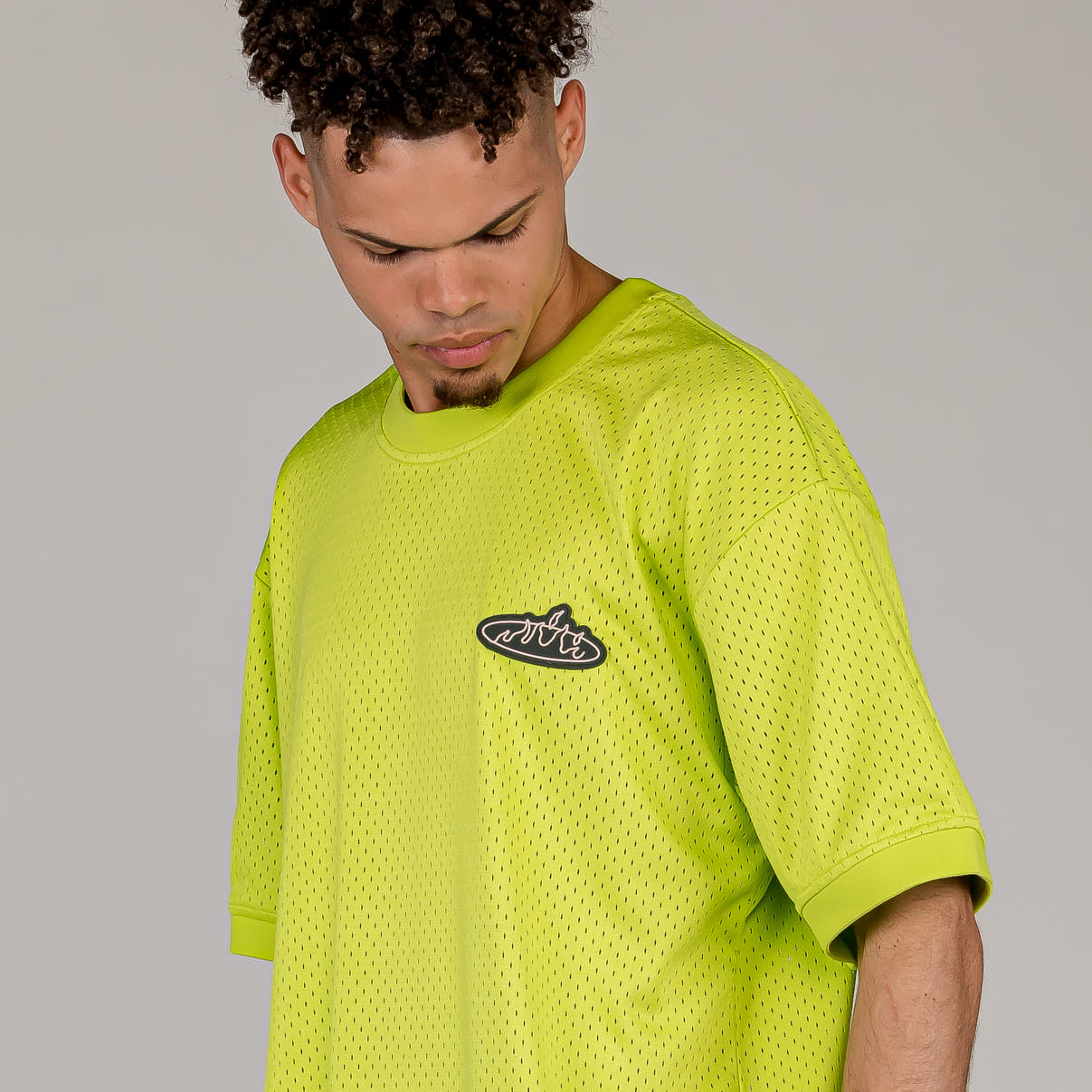 Men Cloven Tongues Mesh Tee in Lime Green