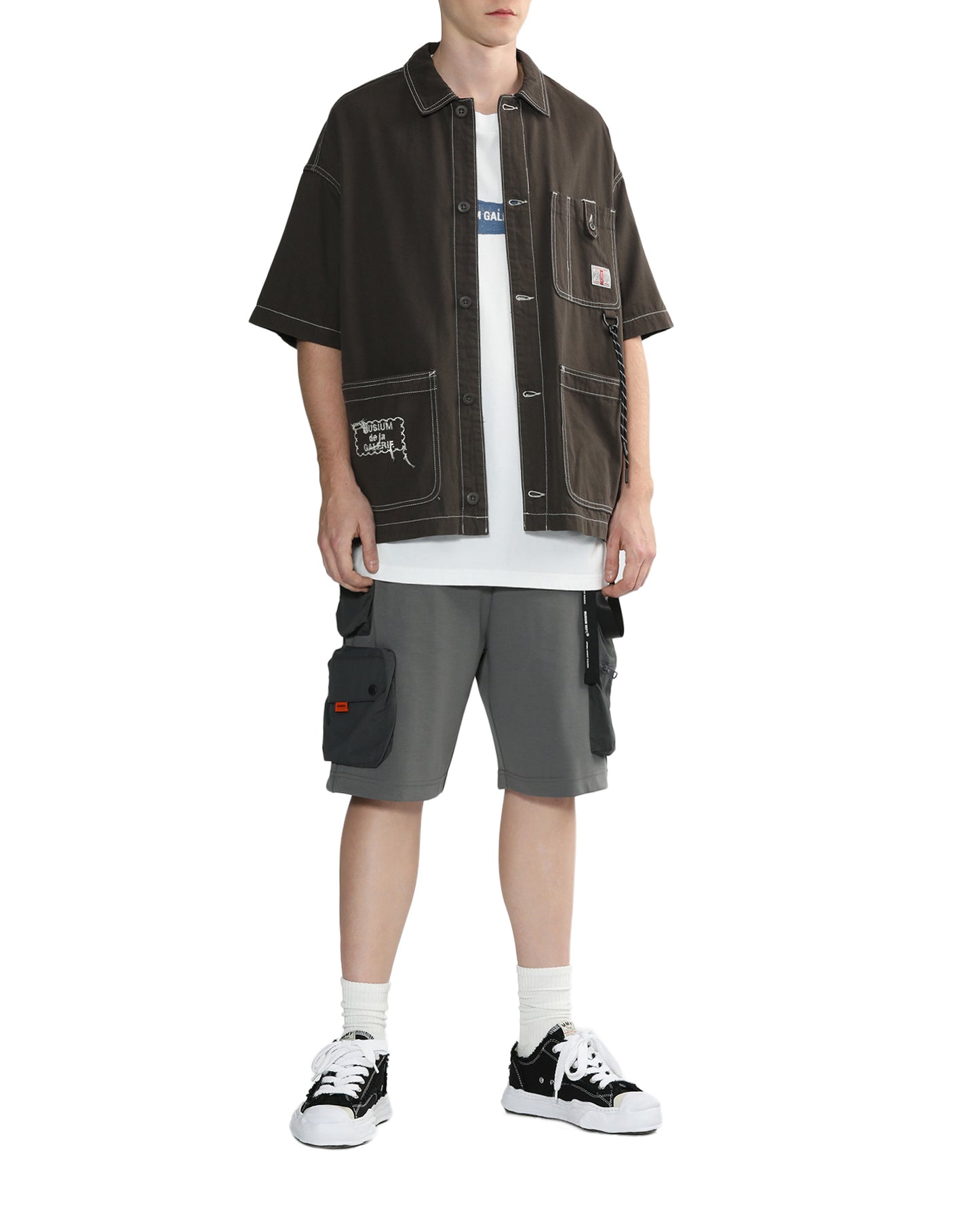 BUTTON DOWN SHORT SLEEVE SHIRT
