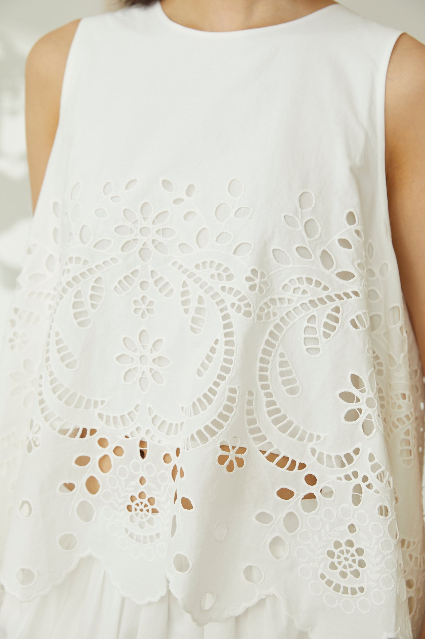 Petraia White Cotton Broderie Anglaise Sleeveless Top With Scalloped Hem