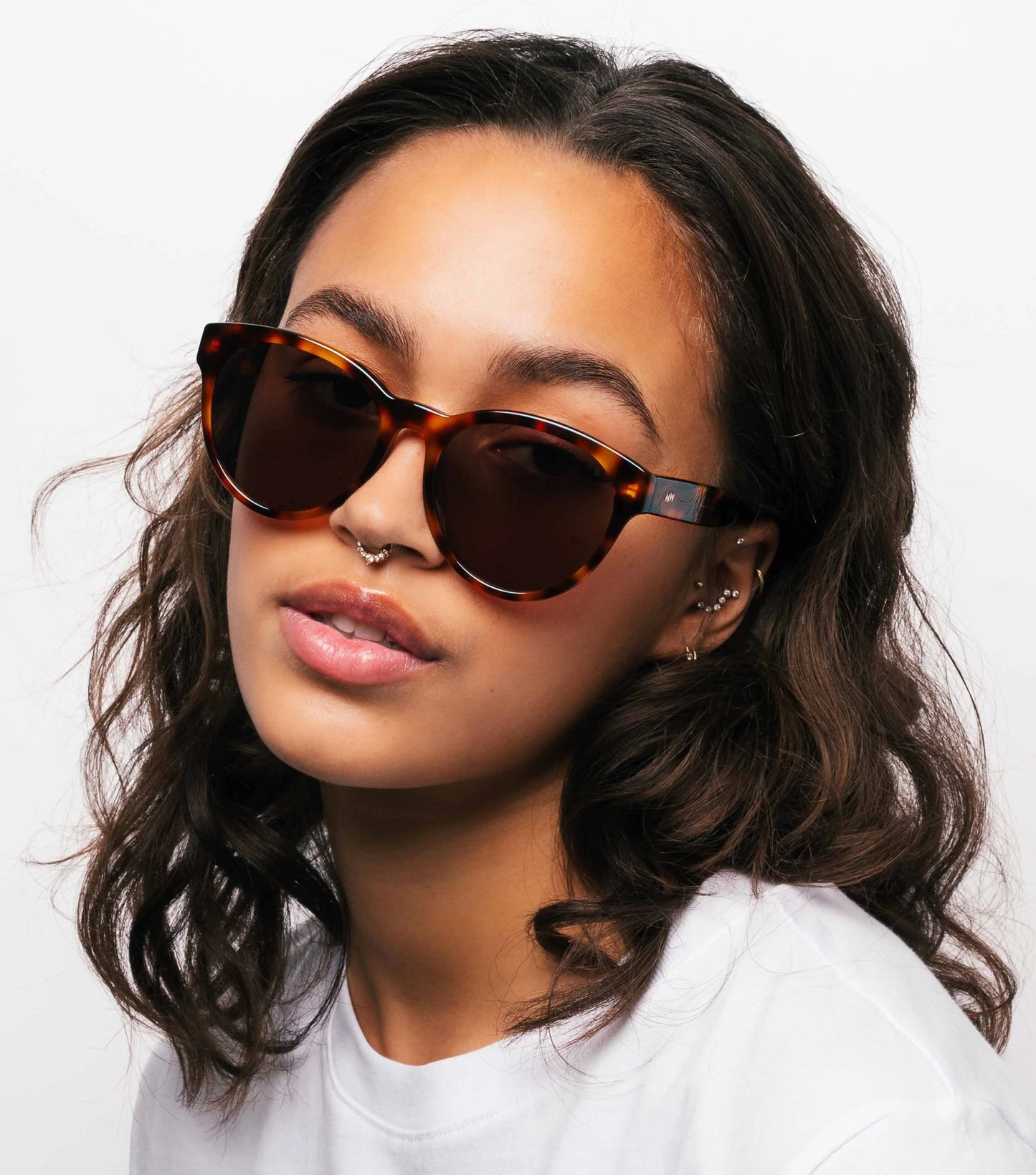 Rita, oval contured sunglasses for men and women with brown lens UV400 protection