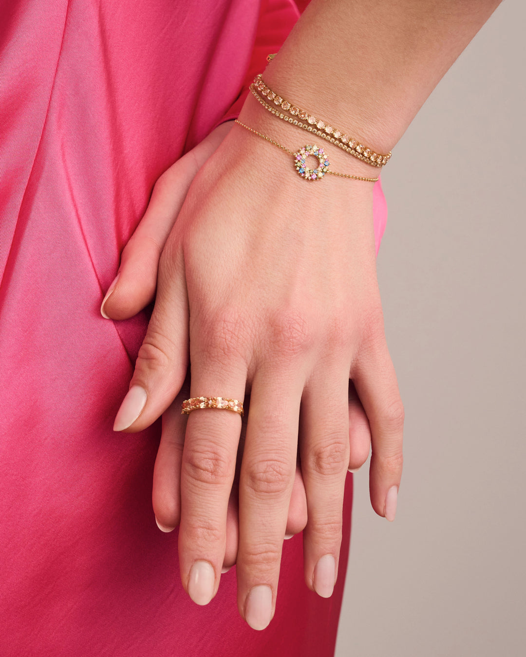 ELLERA 18k gold plated Oval Bracelet with White Zirconia Stones