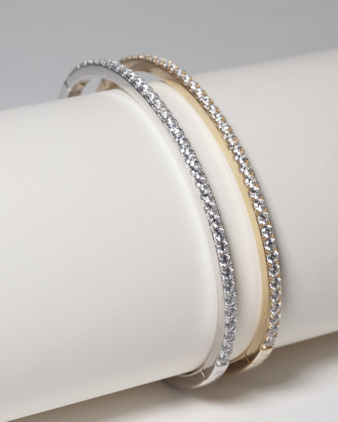 ELLISSE 925 Sterling Silver Bangle with White zirconia Stones