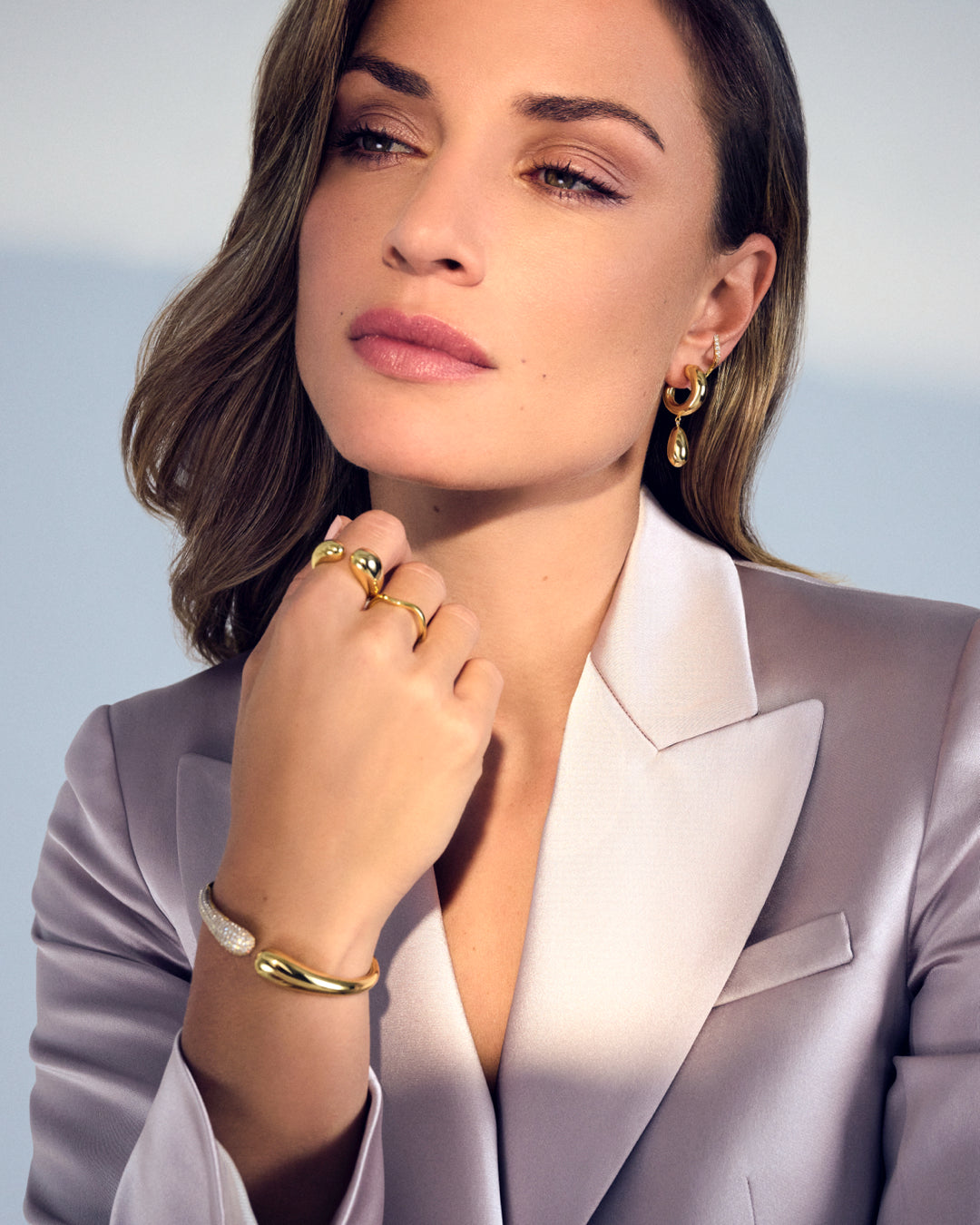 GOCCIA 18k gold plated Bangle with White zirconia Stones