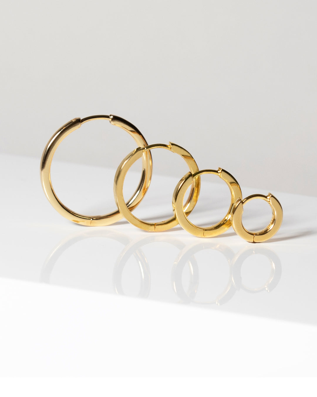 ELLERA PIANURA MEDIO 18k gold plated Small Hoop Eaarings