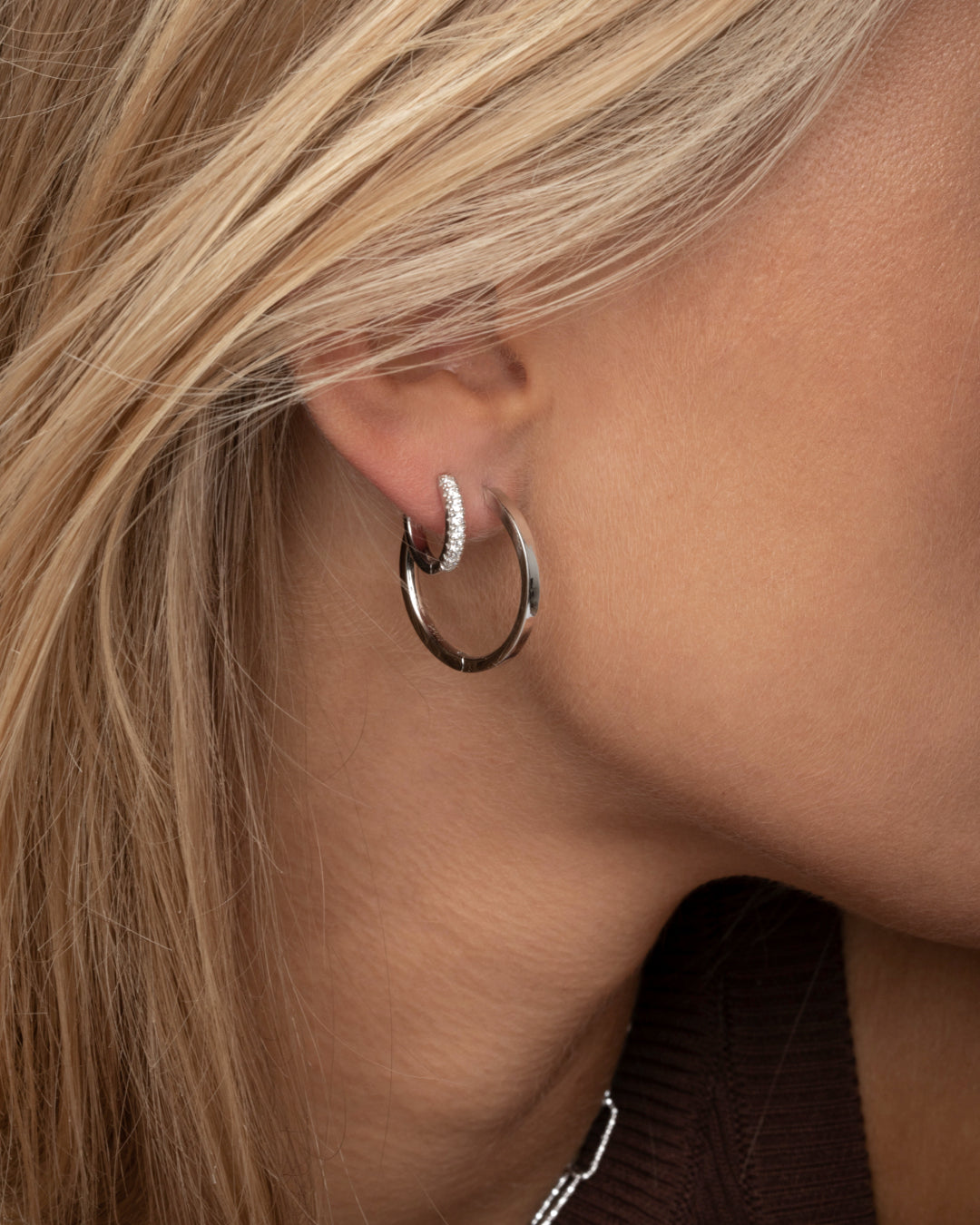 ELLERA PIANURA X-GRANDE Rhodium Plated Hoop Earrings