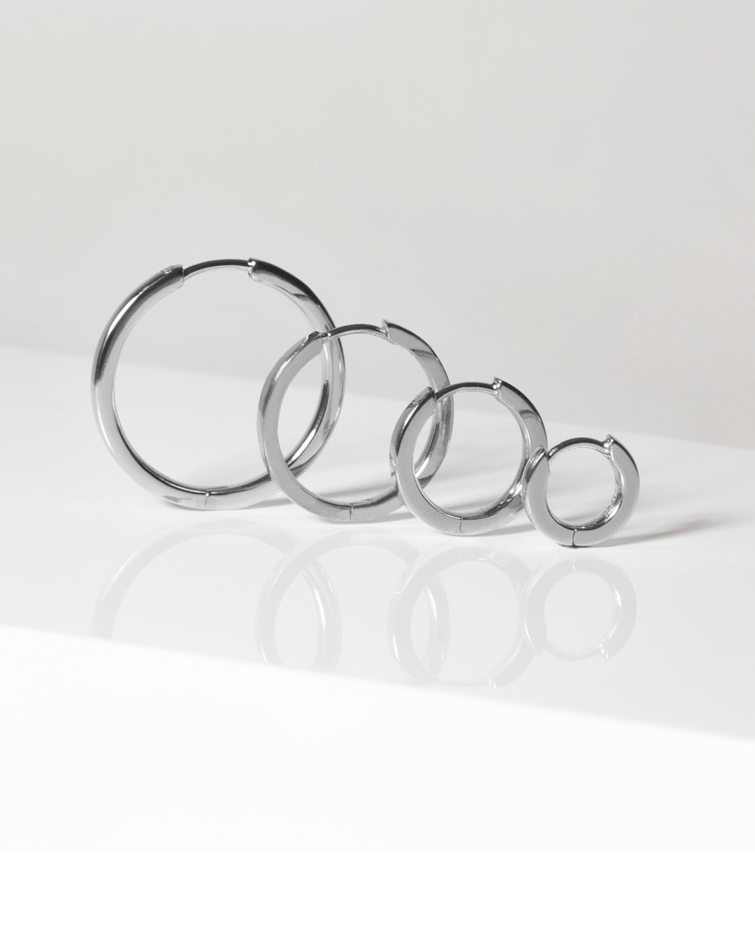 ELLERA PIANURA X-GRANDE Rhodium Plated Hoop Earrings