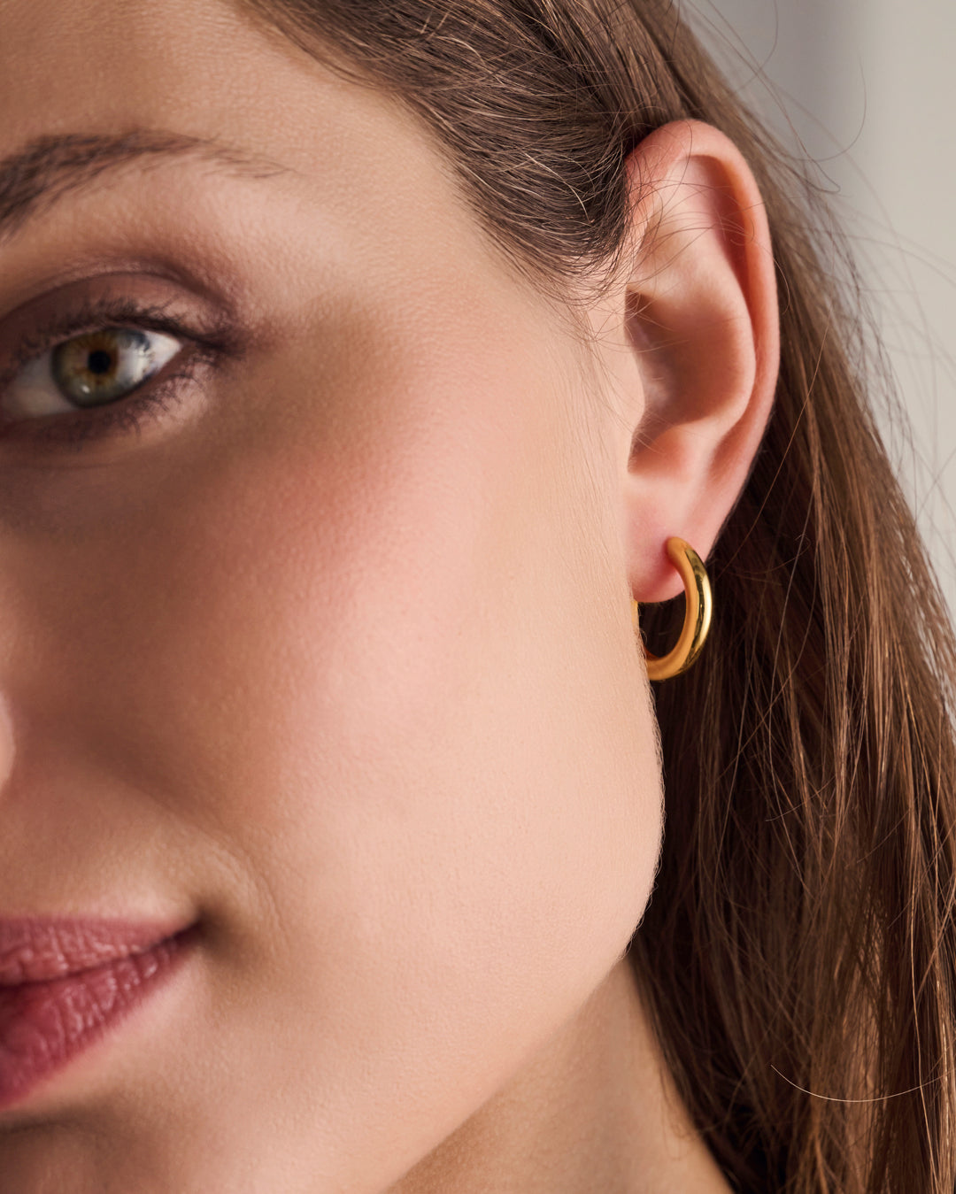 CARRARA PIANURA MEDIO 18K Gold Plated Hoop Earrings