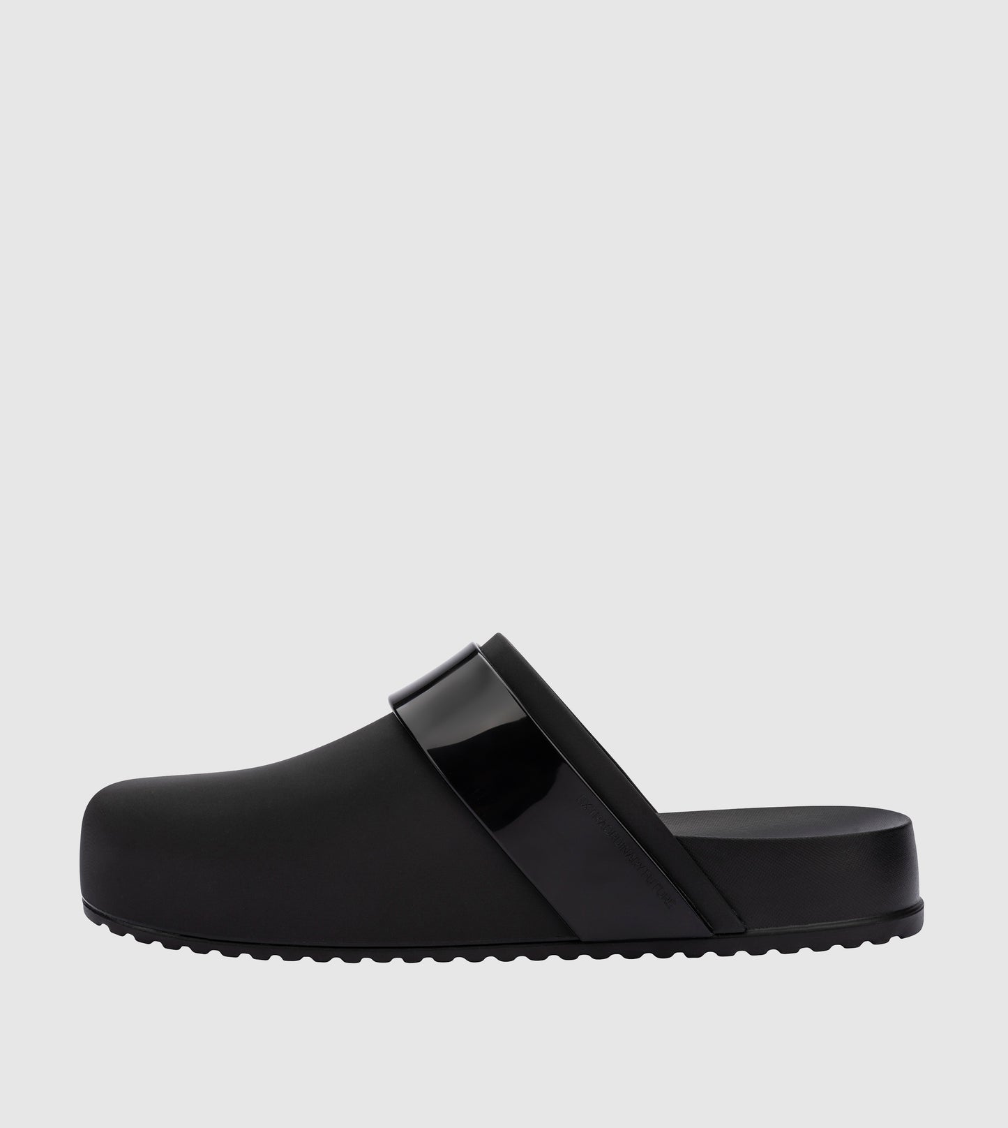 MELISSA COZY CLOG AD