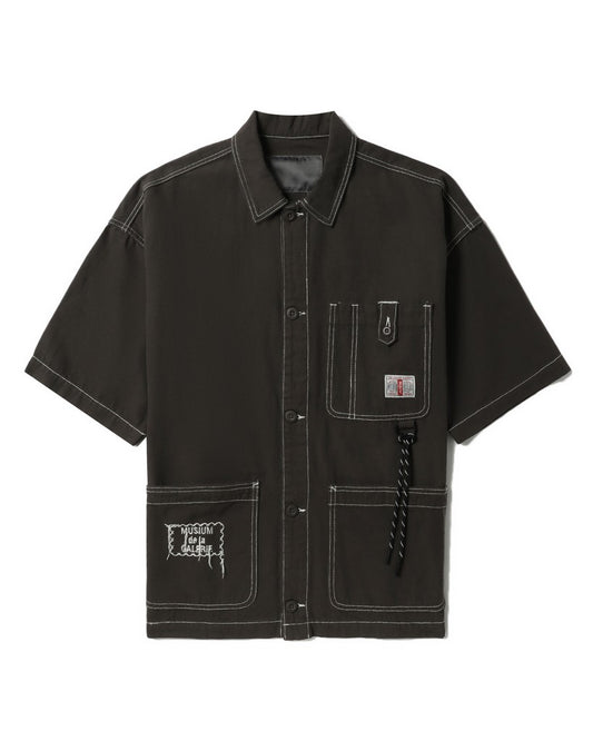 BUTTON DOWN SHORT SLEEVE SHIRT